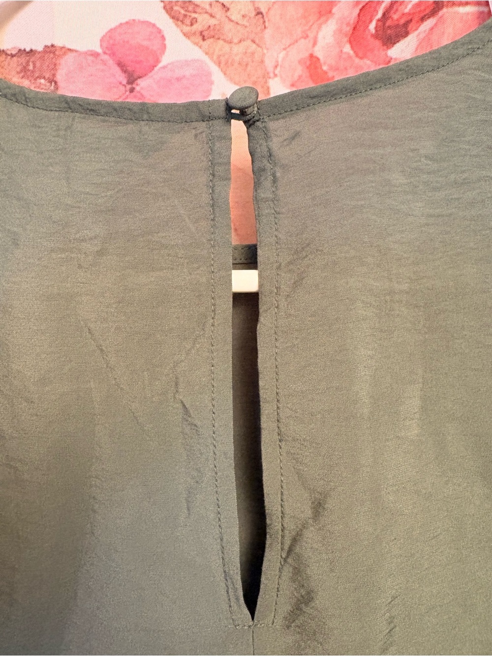 RW & co Puff-Sleeve Blouse in Sage Green - Picture 6 of 8